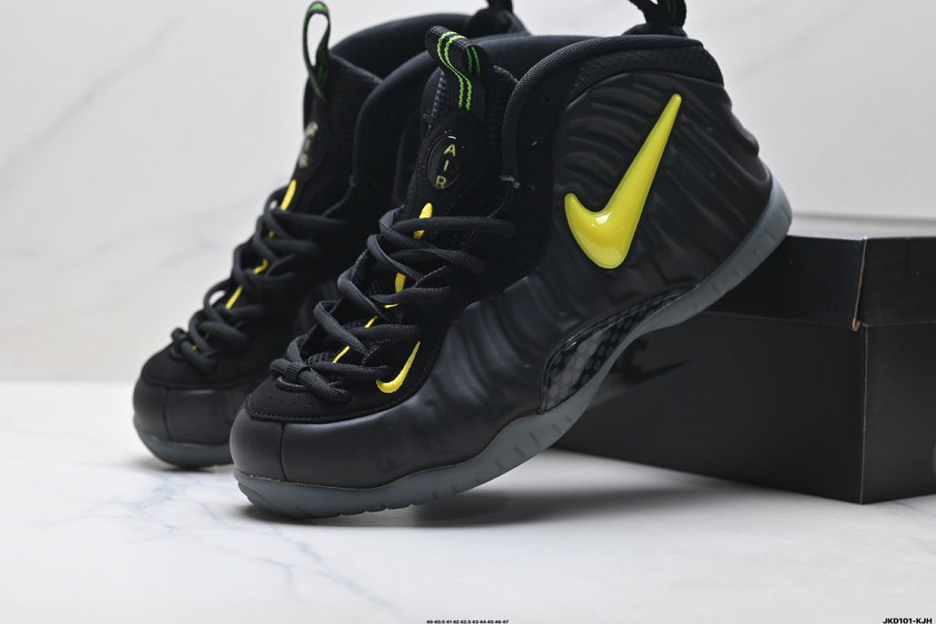 Nike Air Foamposite One Black Neon Yellow Sneakers
