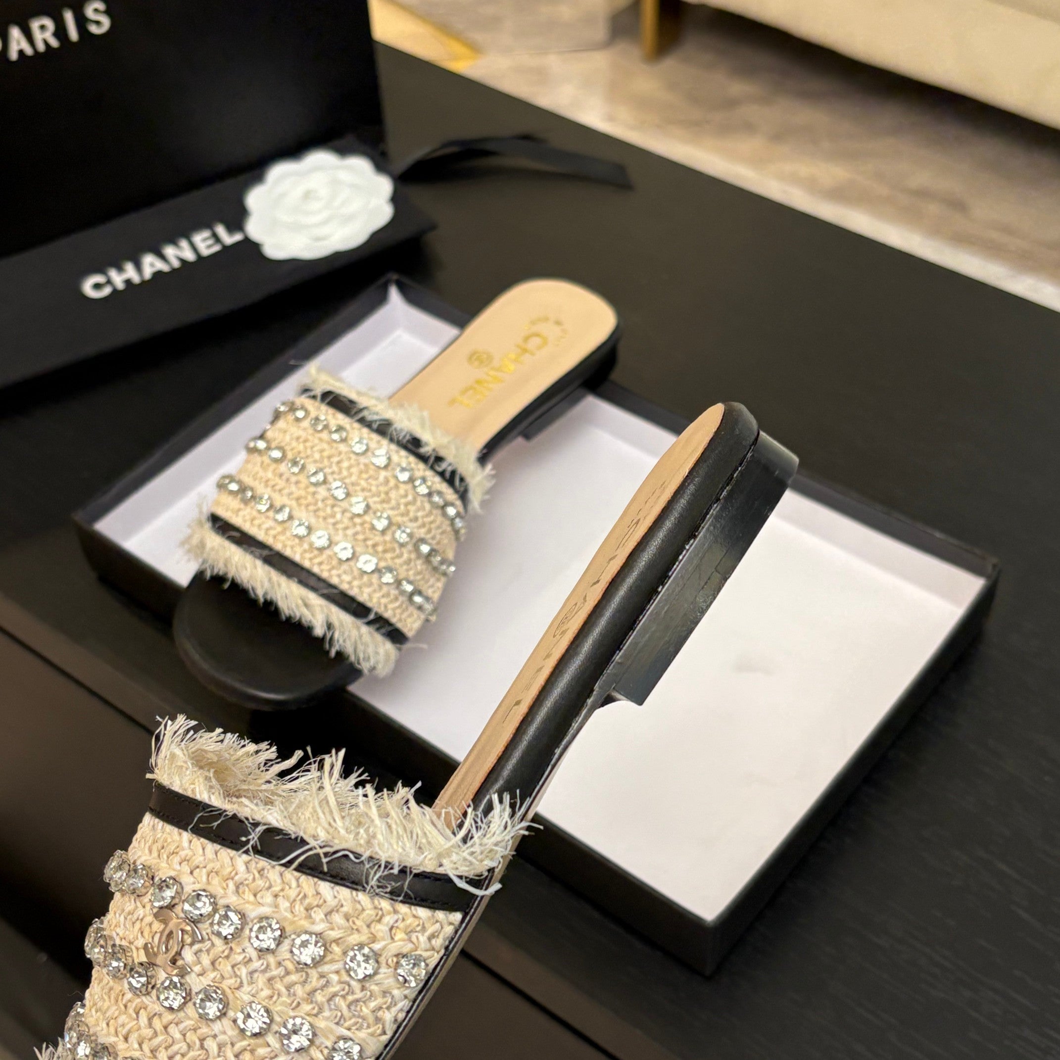 CHANEL FLAT SANDALS BEIGE AND BLACK WITH CRYSTALS