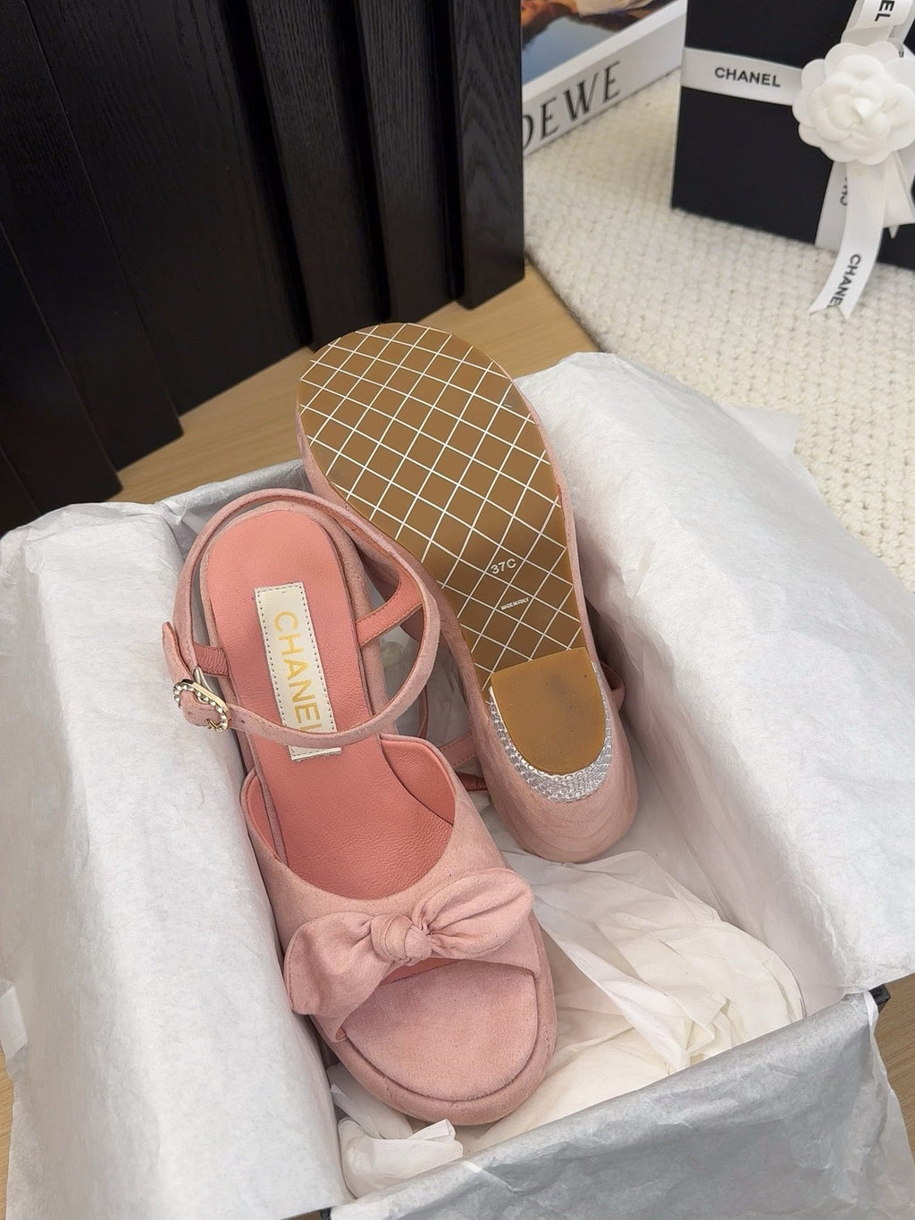CHANEL HIGH 12 CM PLATFORM SANDALS IN BLUSH PINK SUEDE