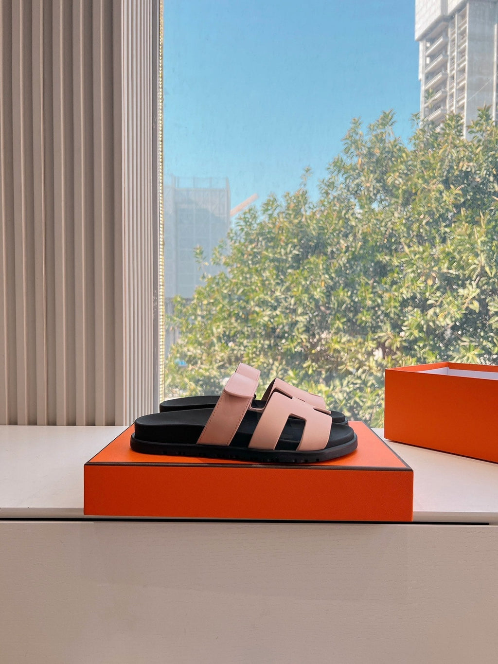 HERMES CHYPRE SANDAL IN LIGHT PINK CALFSKIN