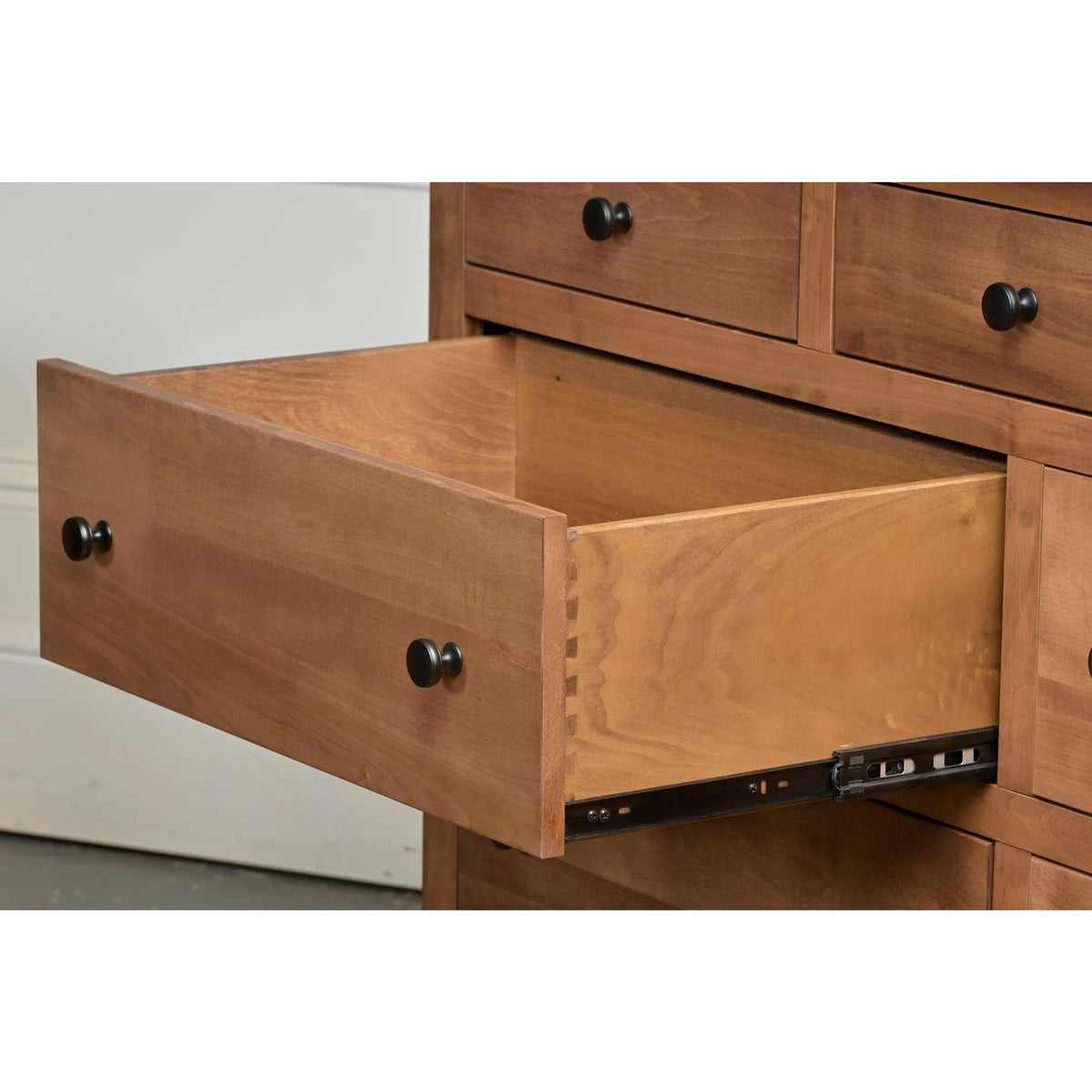 Charlotte 5pc Set w/ Storage Bed